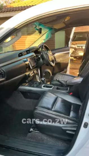 Picture of Toyota Hilux 2017