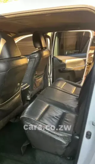Picture of Toyota Hilux 2017