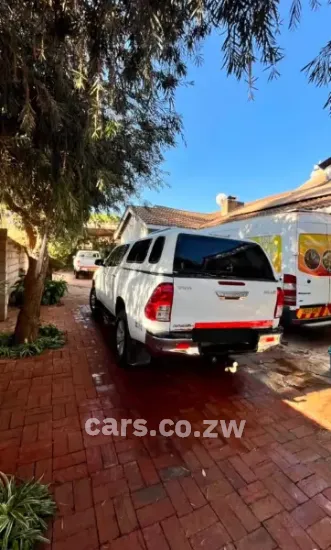 Picture of Toyota Hilux 2017