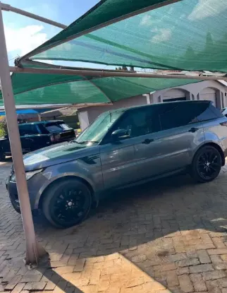 Picture of Range rover Sport 2017