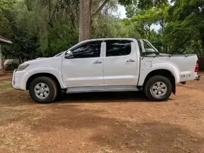 Picture of Toyota Hilux D4D for Hire!