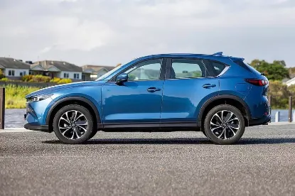 Picture of Mazda CX-5s