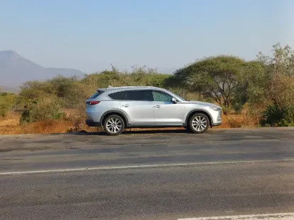 Picture of Luxury Mazda CX-8 for hire!