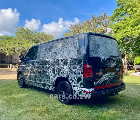 Picture of VW Caravelle 2017
