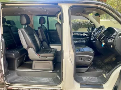 Picture of VW Caravelle 2017