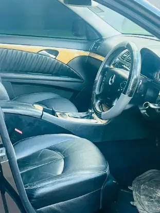 Picture of Mercedes Benz E-Class 2009
