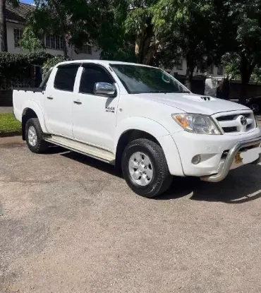 Picture of Toyota Hilux 2009