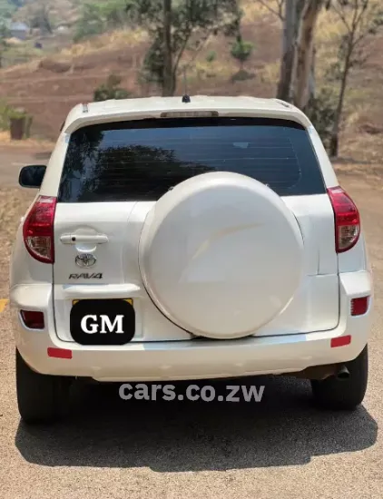 Picture of Toyota Rav4 2006
