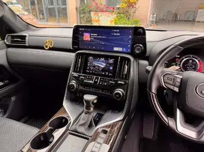 Picture of Lexus LX 2025