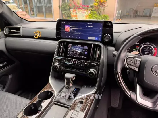 Picture of Lexus LX 2025