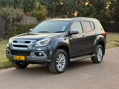 Picture of Isuzu Mu-X 2019