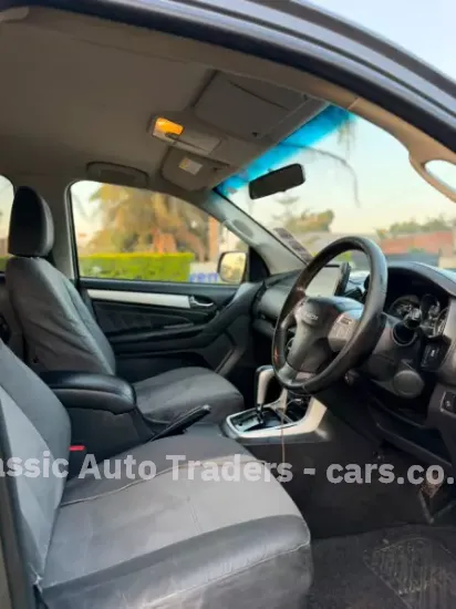 Picture of Isuzu Mu-X 2019