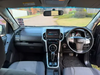 Picture of Isuzu Mu-X 2019