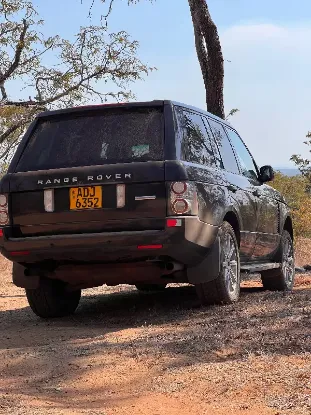 Picture of Land Rover Range Rover 2012