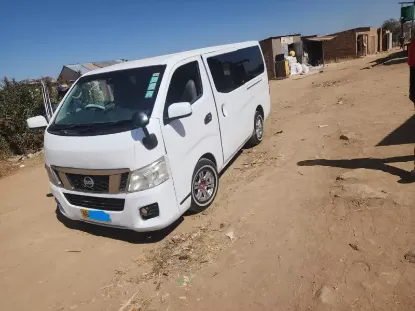 Picture of Nissan NV350 2017