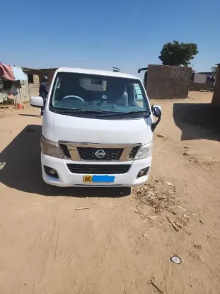 Picture of Nissan NV350 2017