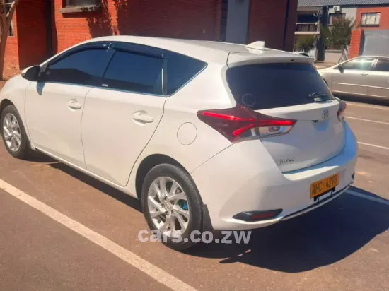 Picture of Toyota Auris 2016