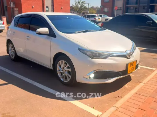 Picture of Toyota Auris 2016