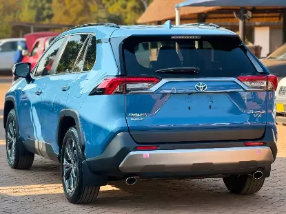 Picture of Toyota Rav4 2023