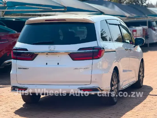 Picture of Honda Odyssey 2022