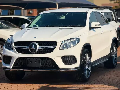 Picture of Mercedes Benz GLE 2017