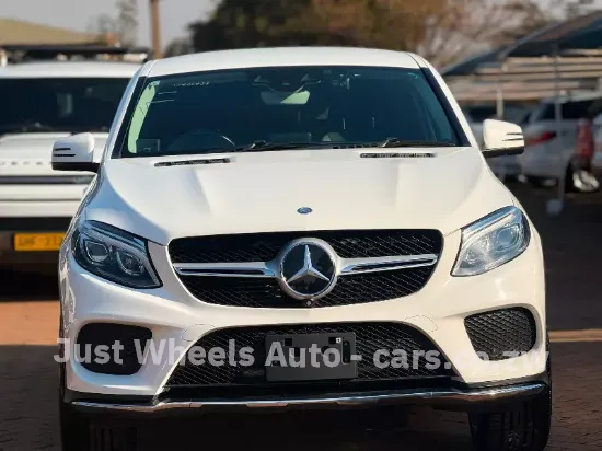 Picture of Mercedes Benz GLE 2017