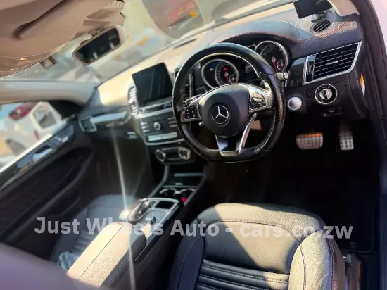 Picture of Mercedes Benz GLE 2017