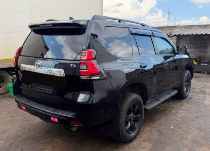 Picture of Toyota Prado 2019