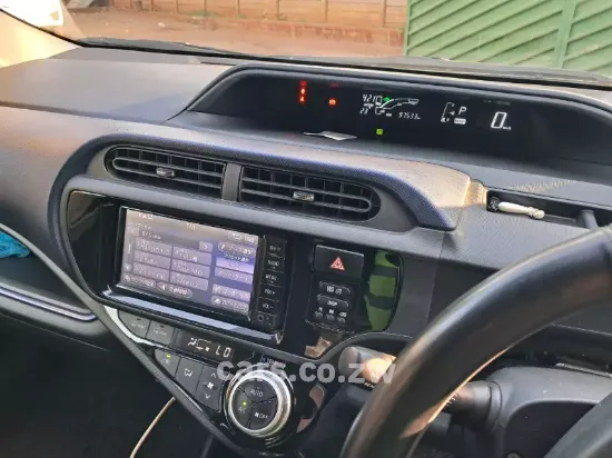 Picture of Toyota Aqua 2017
