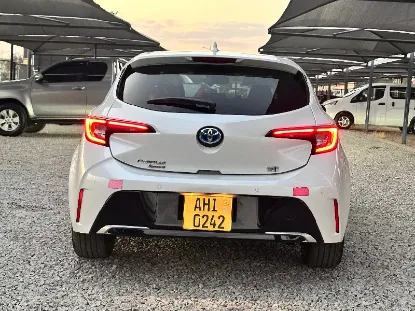 Picture of Toyota Corolla 2025