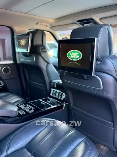 Picture of Range rover Vogue 2015