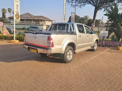 Picture of Toyota Hilux D4D 1KD 2007