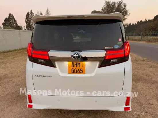 Picture of Toyota Alphard 2017