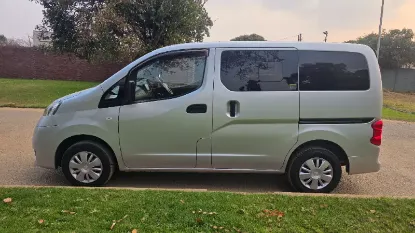 Picture of Nissan NV200 2017