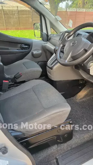 Picture of Nissan NV200 2017