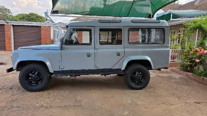 Picture of Land Rover Defender 1999