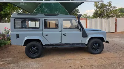 Picture of Land Rover Defender 1999