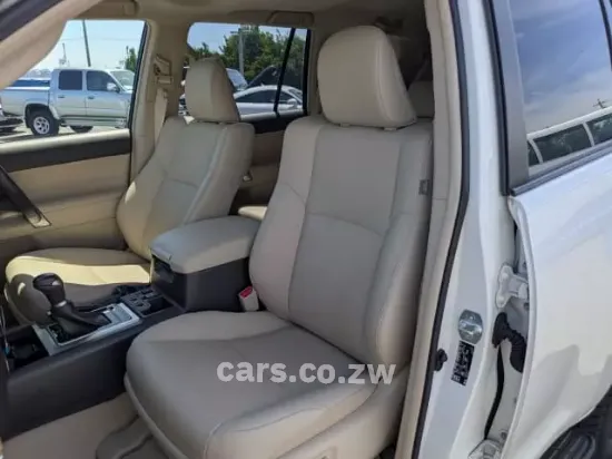 Picture of Toyota Land Cruiser 2022