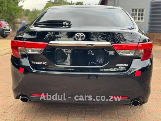 Picture of Toyota Mark x 2017