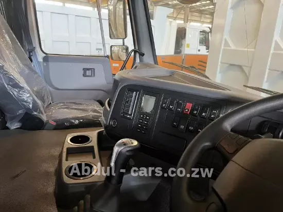 Picture of Howo 440Hp 2000