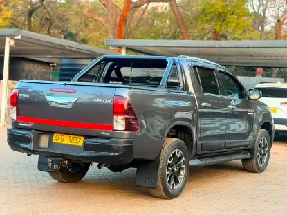 Picture of Toyota Hilux 2020