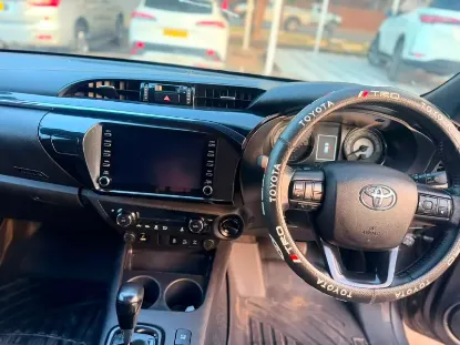 Picture of Toyota Hilux 2020