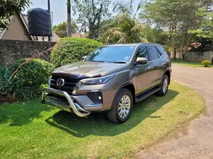 Picture of Toyota Fortuner 2022