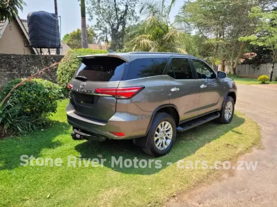 Picture of Toyota Fortuner 2022