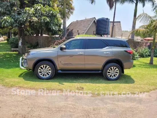 Picture of Toyota Fortuner 2022