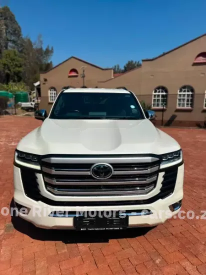 Picture of Toyota Land Cruiser 2023