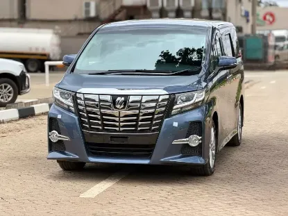 Picture of Toyota Alphard 2020