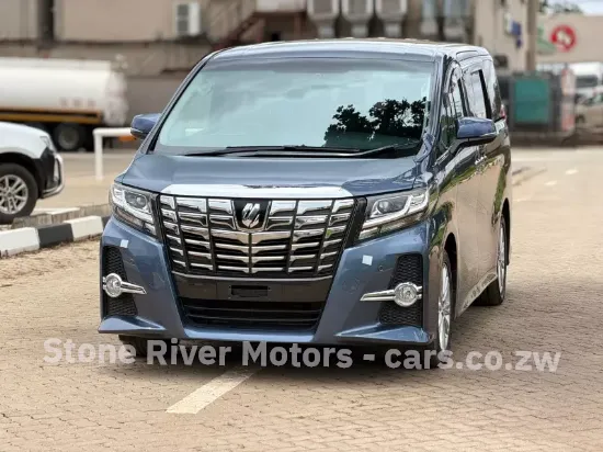 Picture of Toyota Alphard 2020