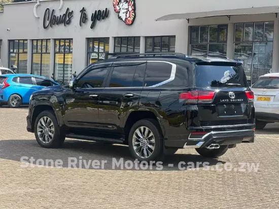 Picture of Toyota Land Cruiser 2024