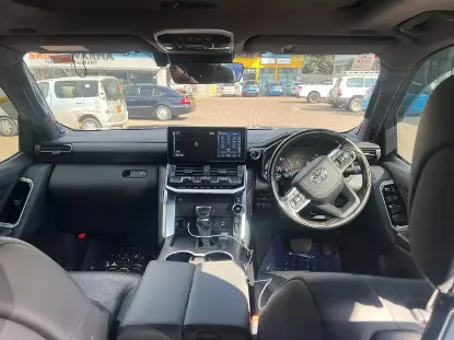Picture of Toyota Land Cruiser 2024
